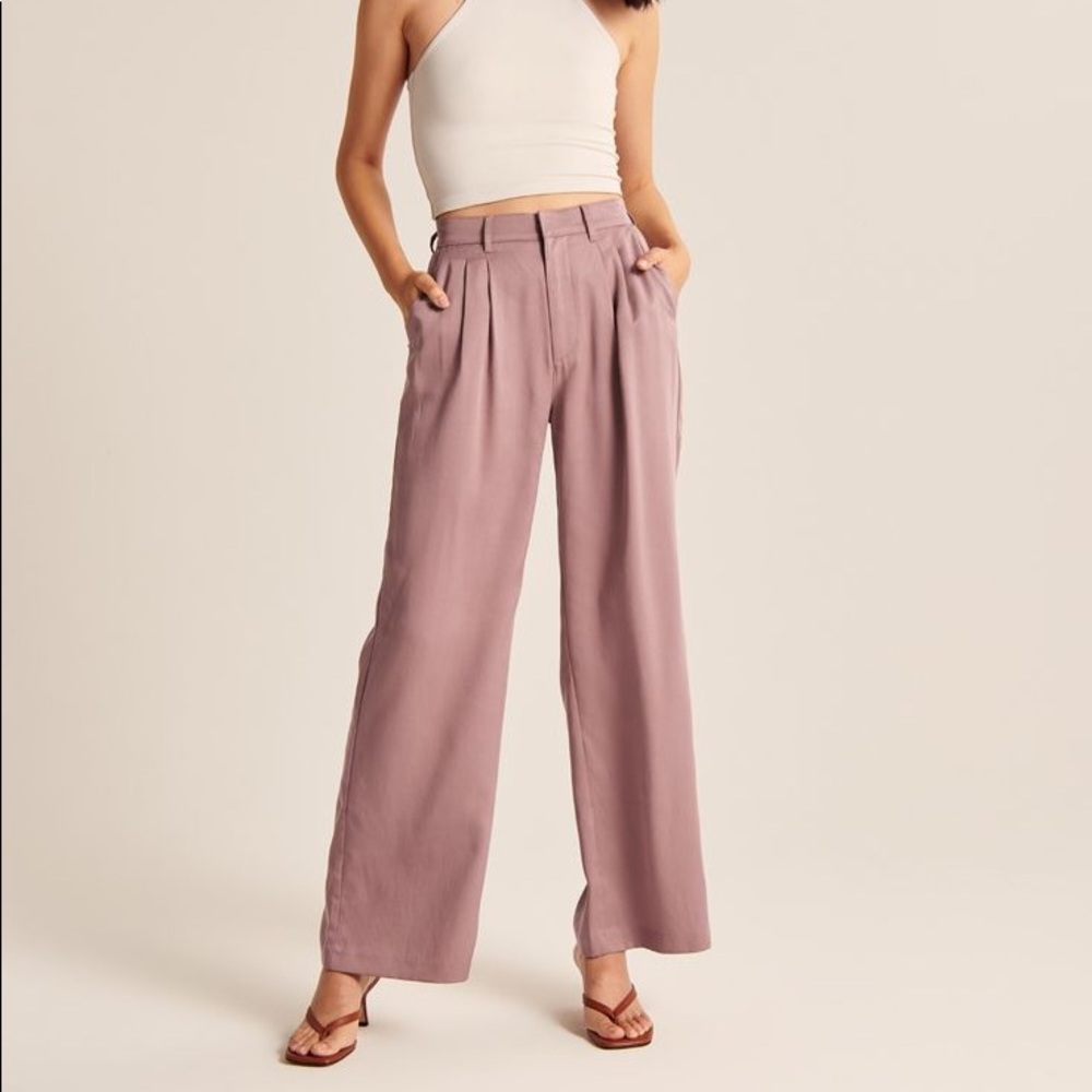 NWOT Abercrombie & Fitch Tailored Wide-Leg Pants